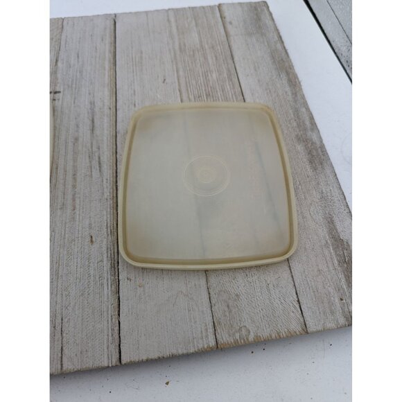 Vintage Tupperware 64oz Sheer Refrigerator Freezer Container #313 w/ Lid #310 - Picture 3 of 7